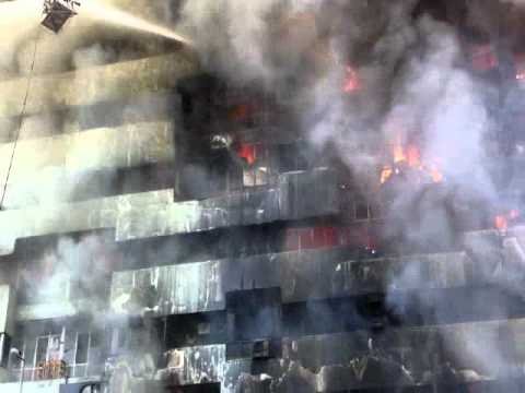صورة حريق كبير يلتهم سوق الشورجة وسط بغداد