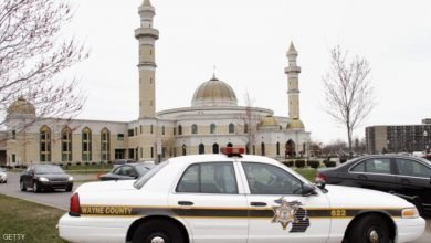 صورة شرطة فلوريدا تبحث عن متورط في تدنيس مسجد
