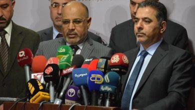 صورة الغبان والحسناوي يعقدان مؤتمرا صحفيا حول الوضع الامني في محافظة الديوانية