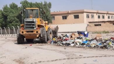 صورة بلدية الديوانية  القسم البلدي الثالث تباشر  برفع ومعالجة النفايات والانقاض في مناطق متفرقة من مركز المدينة