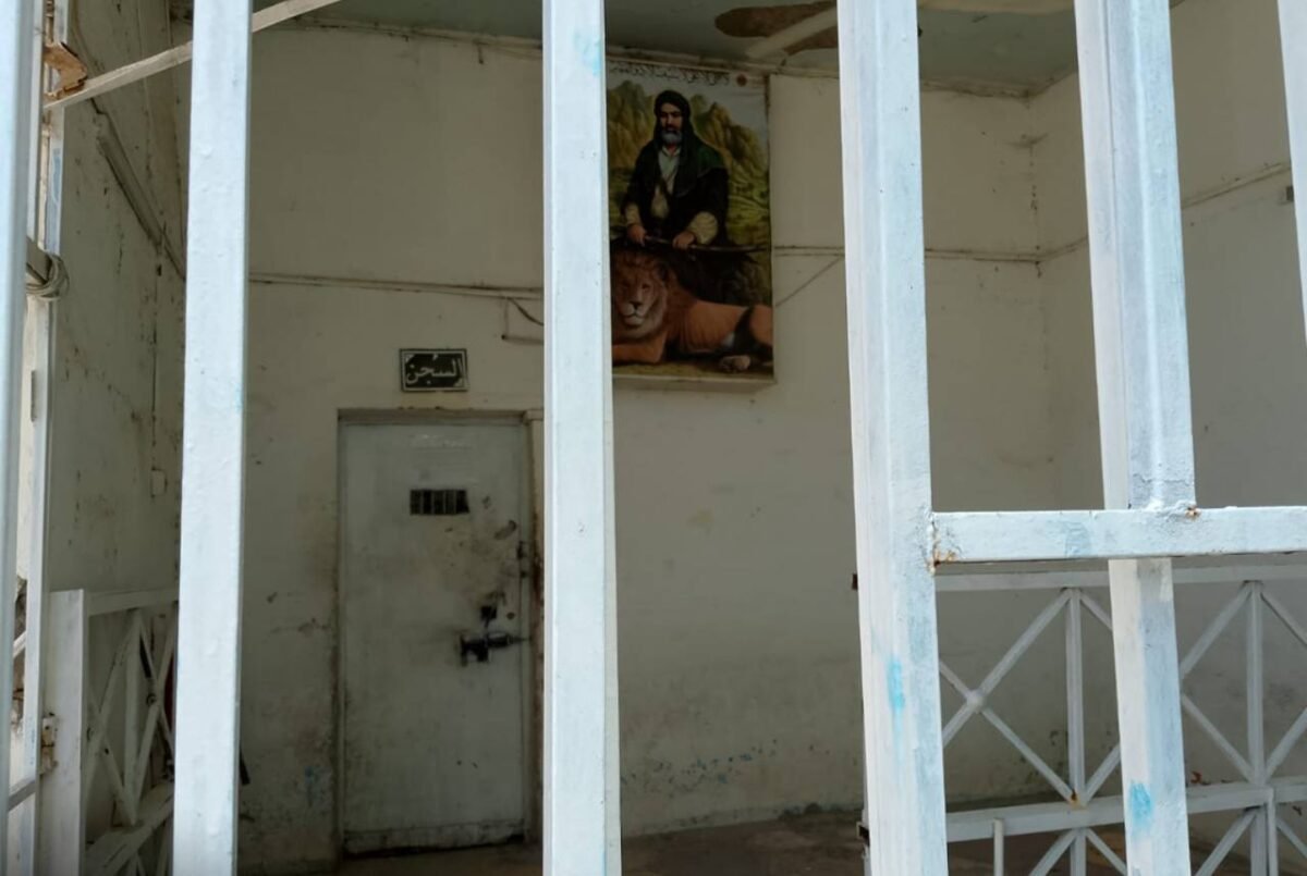 باب احد سجون التسفيرات في العراق